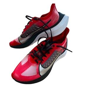 NIKE Men’s Zoom Gravity 'University Red Silver' Running Sneakers sz. 7.5